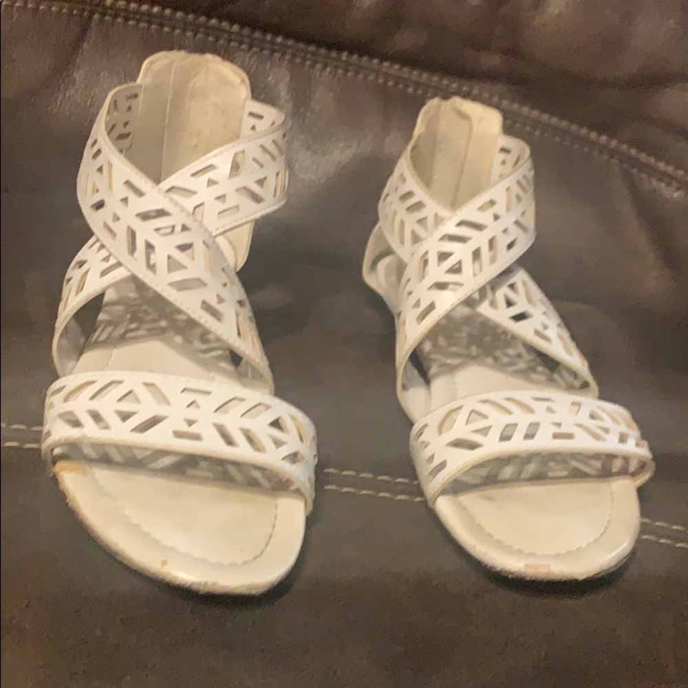 Sandals - Picture 1 of 7